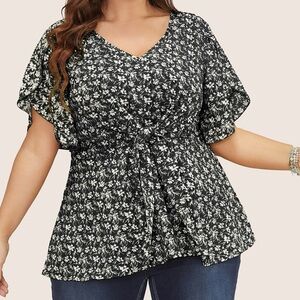 BloomChic Black and White Tie Front Floral Blouse Plus Size 1X